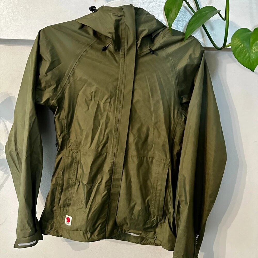 Green Fjallraven High Coast Hydratic Jacket - Women's XXS